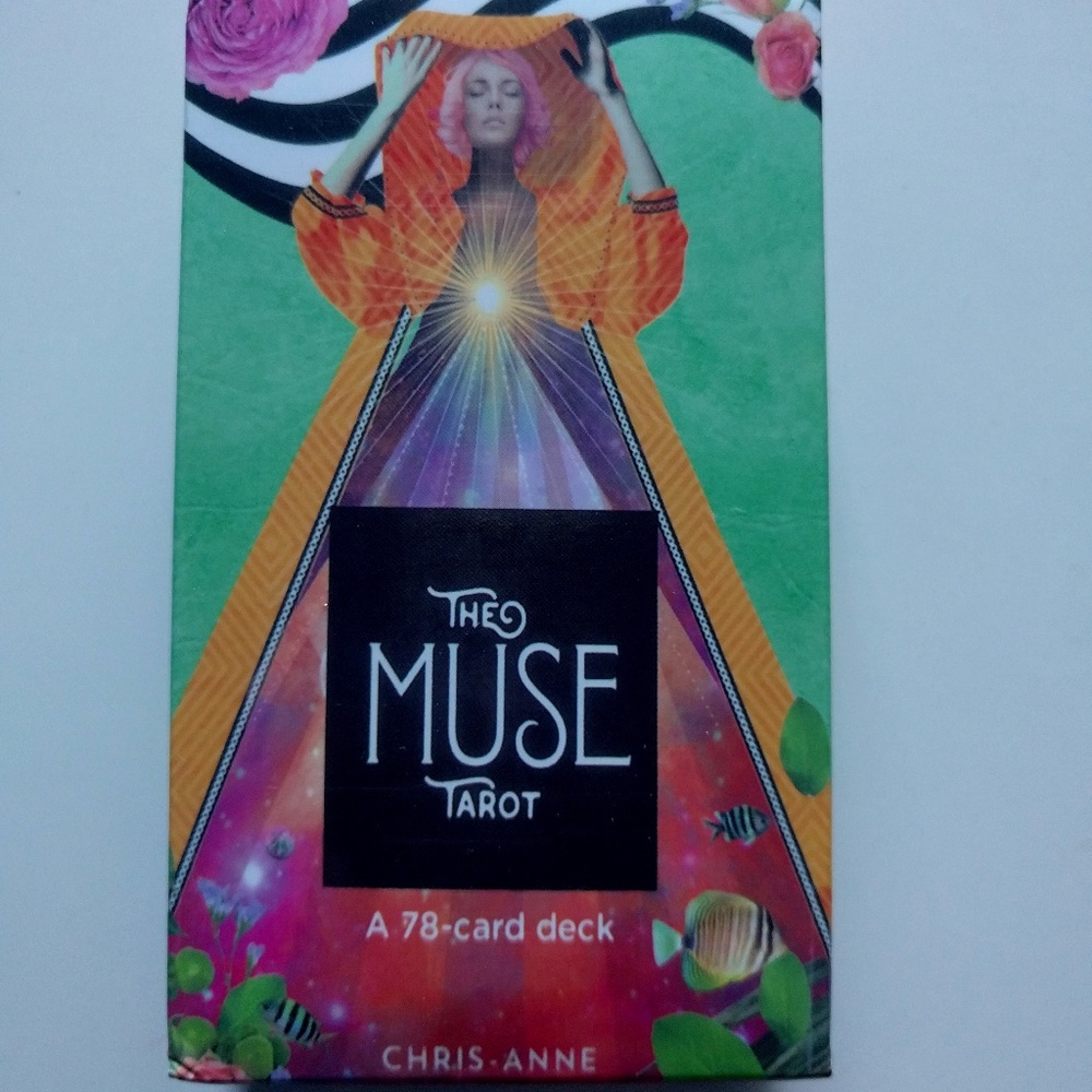 2 Card Decks: Tarot & Oracle Deck